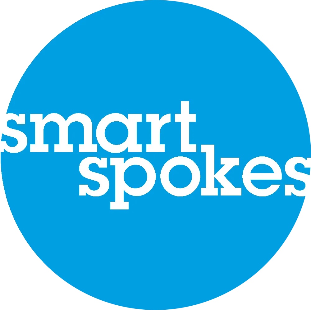 smartspokes rundes Logo mit blauem Hintergrund und weißer Schrift
